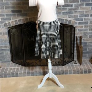 NWOT Max Studio S/M checked sweater swing skirt